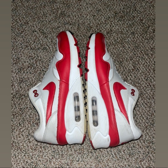 Red Nike Air Max - Picture 2 of 5